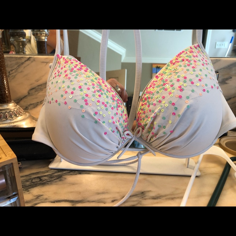 Victoria’s secret swim top